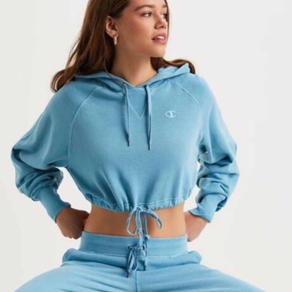 Champion Women's Cropped Pullover Hoodie - Size S